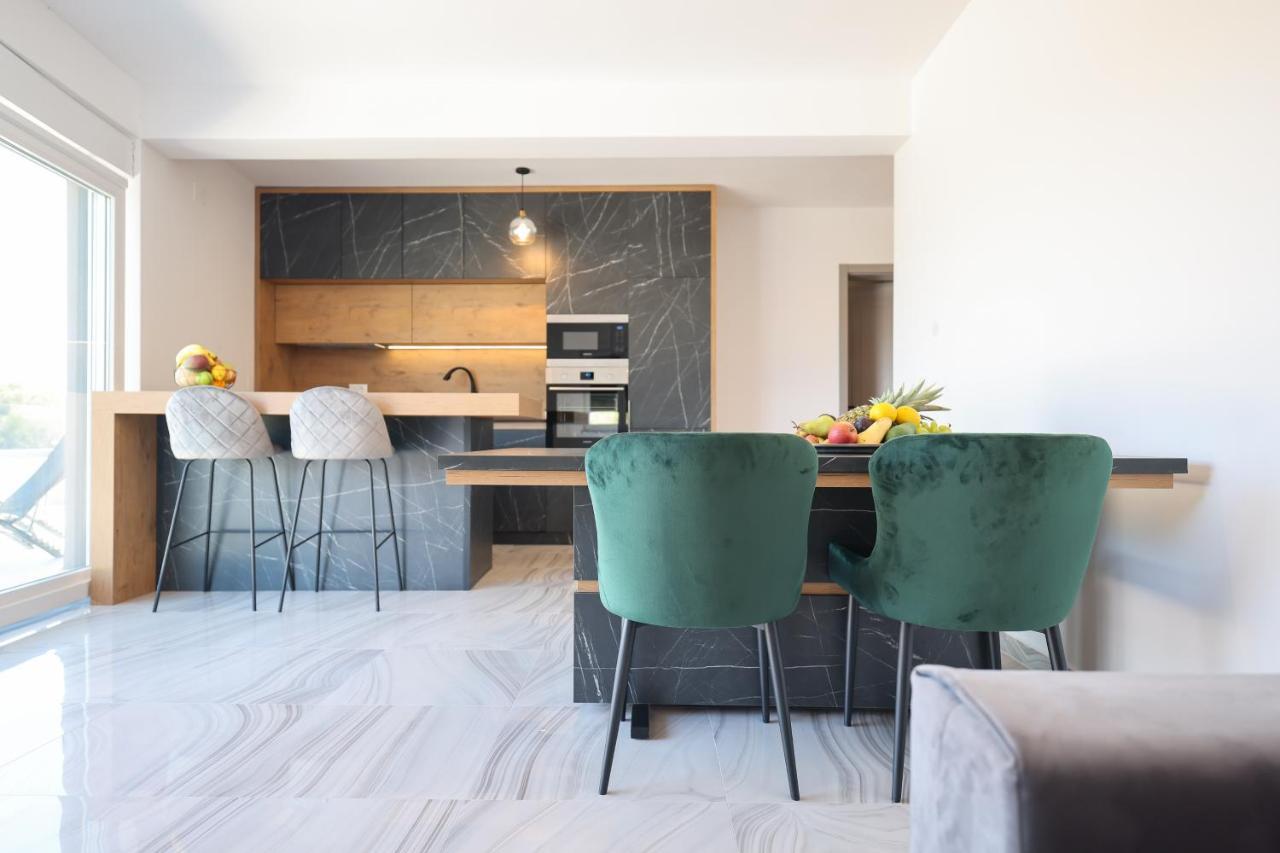 Rhapsody In Green - Luxury Villa In Zadar Crno المظهر الخارجي الصورة