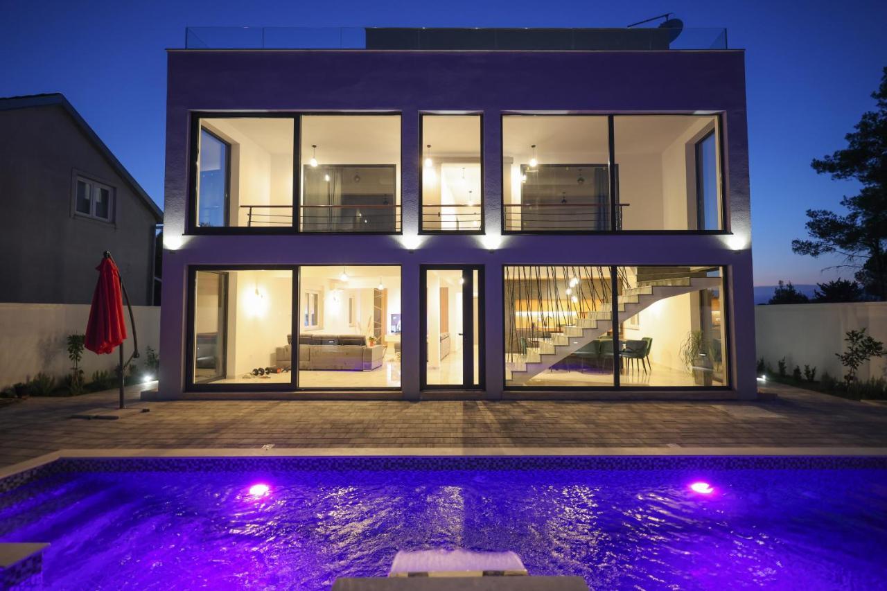 Rhapsody In Green - Luxury Villa In Zadar Crno المظهر الخارجي الصورة